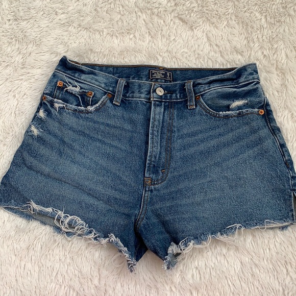 Abercrombie & Fitch Pants - Abercrombie & Fitch Annie High Rise Shorts